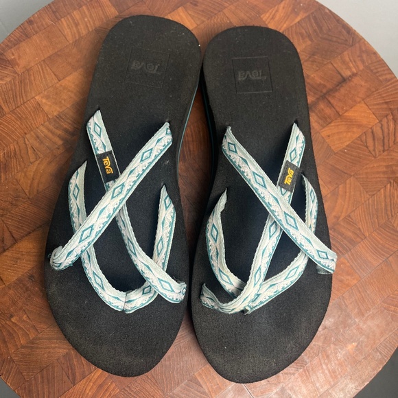 Teva  Olowahu Mush Women's Flip Flop Teal/ white Size 7 - Picture 1 of 5